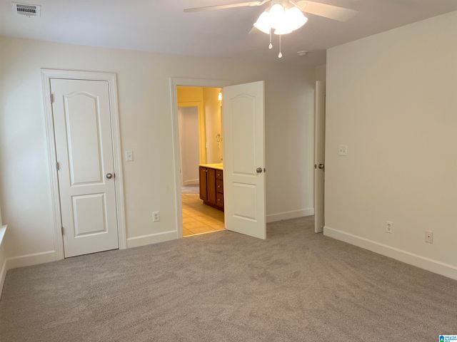 6467 CROMER CIRCLE, Leeds, AL 35094