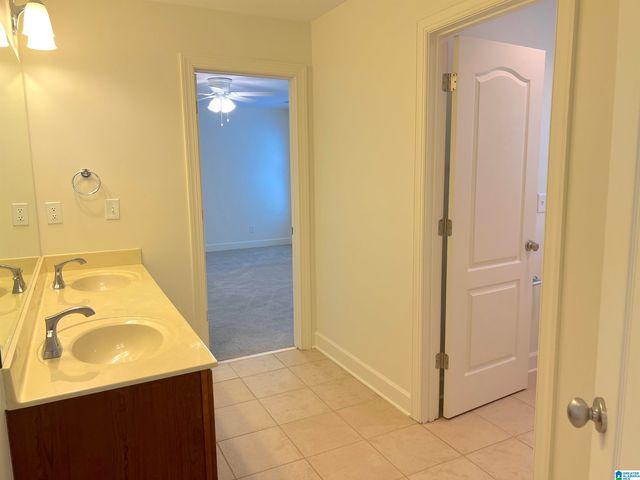 6467 CROMER CIRCLE, Leeds, AL 35094