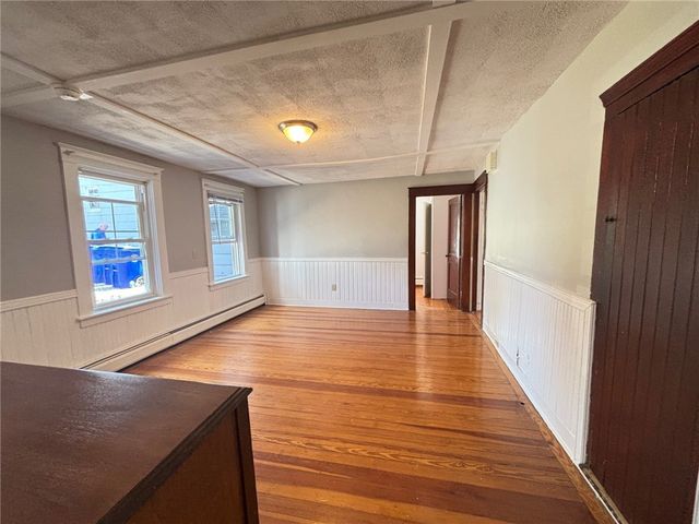 712 Hope Street 1, Bristol, RI 02809