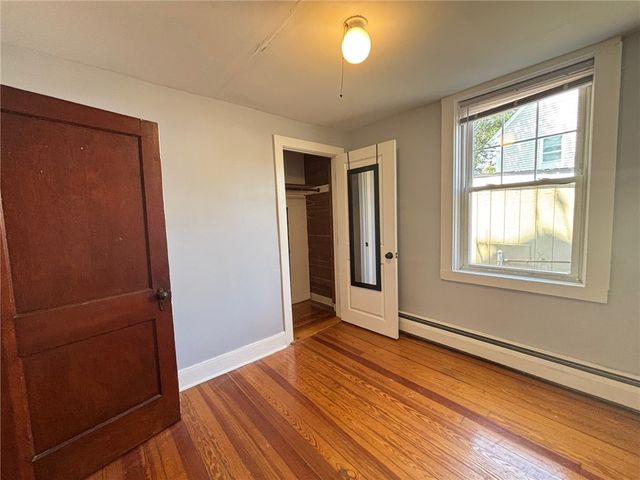 712 Hope Street 1, Bristol, RI 02809