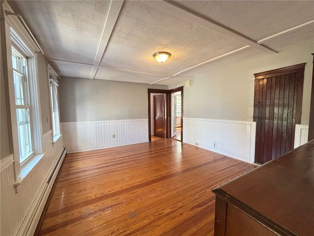 712 Hope Street 1, Bristol, RI 02809