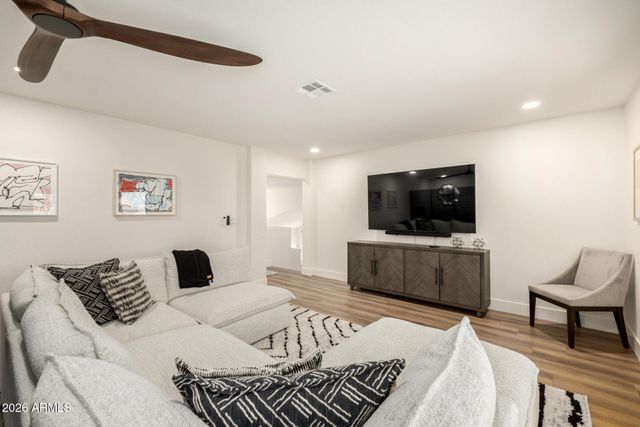 5529 W Aster Drive, Glendale, AZ 85304