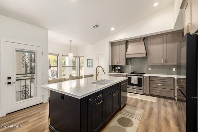 5529 W Aster Drive, Glendale, AZ 85304