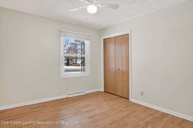 2201 Post Oak Lane, Lansing, MI 48912