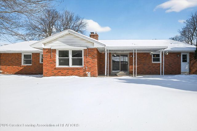 2201 Post Oak Lane, Lansing, MI 48912