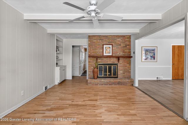 2201 Post Oak Lane, Lansing, MI 48912