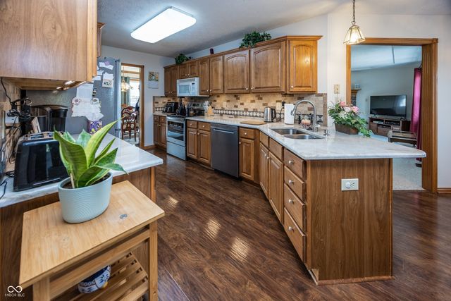 1620 Westfield Court, Greenfield, IN 46140