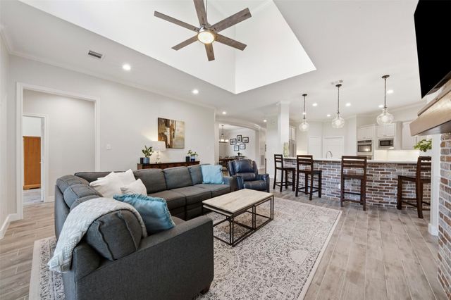 7515 Prairie Oak Trail, Humble, TX 77346