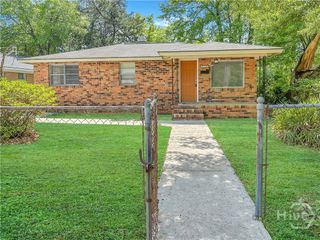 815 E Waldburg Street, Savannah, GA 31401