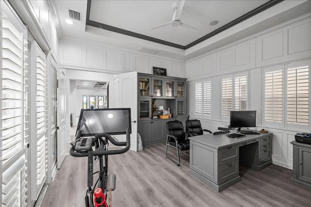 6025 BEACON SHORES STREET, Tampa, FL 33616