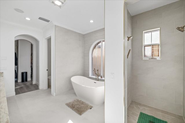 6025 BEACON SHORES STREET, Tampa, FL 33616