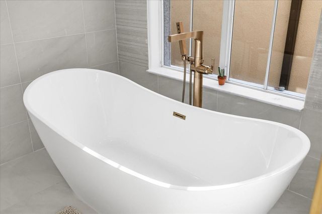 6025 BEACON SHORES STREET, Tampa, FL 33616