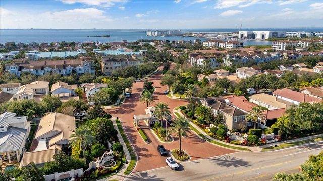 6025 BEACON SHORES STREET, Tampa, FL 33616