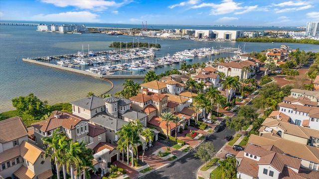 6025 BEACON SHORES STREET, Tampa, FL 33616