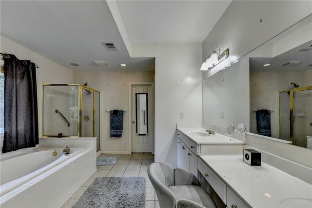 860 Southland Pass, Stone Mountain, GA 30087