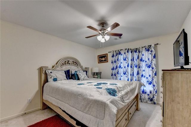 860 Southland Pass, Stone Mountain, GA 30087