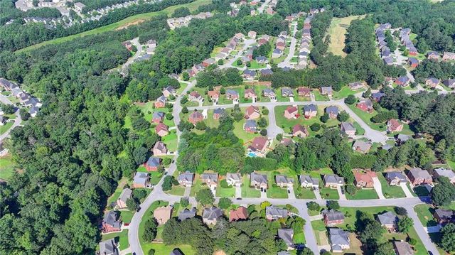 860 Southland Pass, Stone Mountain, GA 30087