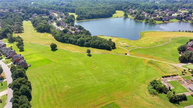 860 Southland Pass, Stone Mountain, GA 30087