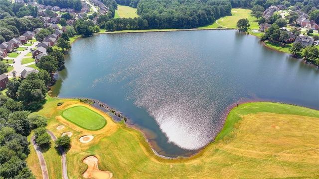 860 Southland Pass, Stone Mountain, GA 30087