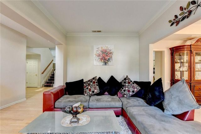 860 Southland Pass, Stone Mountain, GA 30087