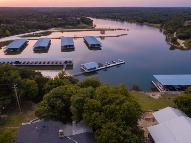 279 County Road 1710, Clifton, TX 76634
