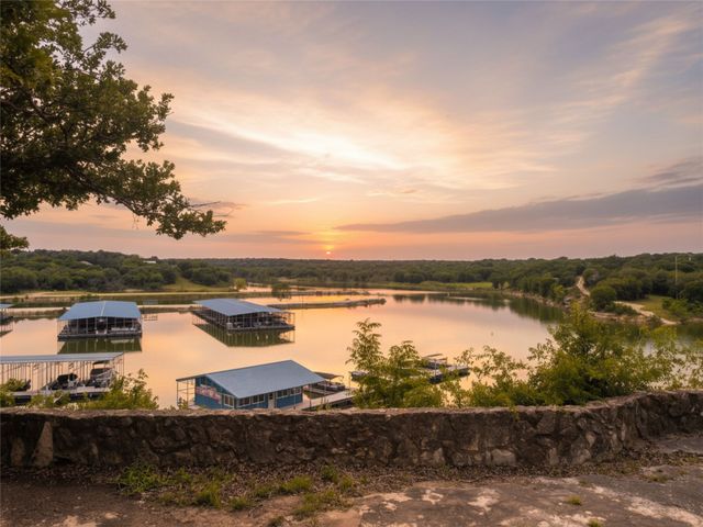 279 County Road 1710, Clifton, TX 76634