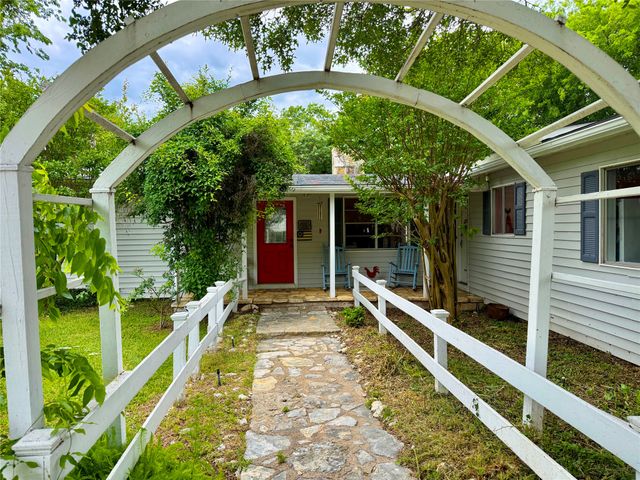 279 County Road 1710, Clifton, TX 76634