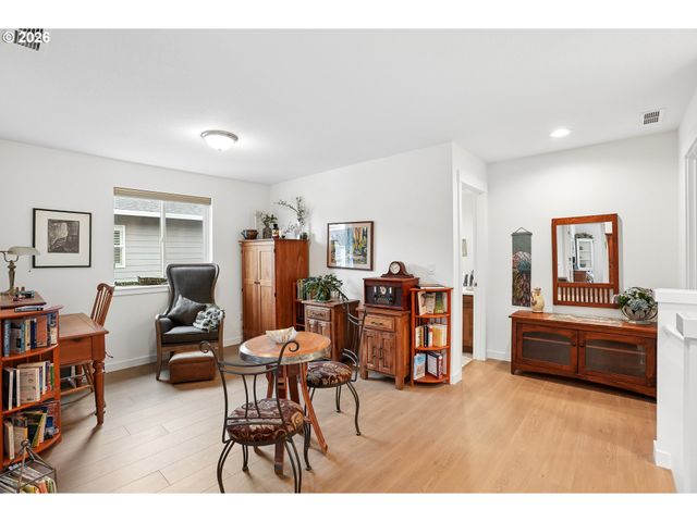 10435 Se Heritage Rd, Happy Valley, OR 97086