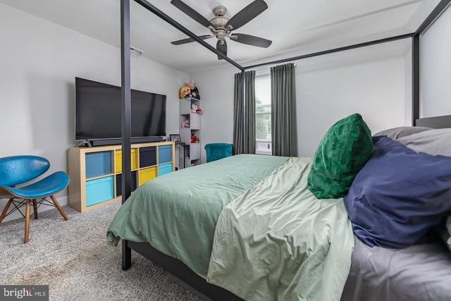 337 BERGEN ST, Gloucester City, NJ 08030