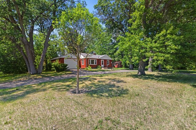 7900 Greenwood Drive, Mounds View, MN 55112