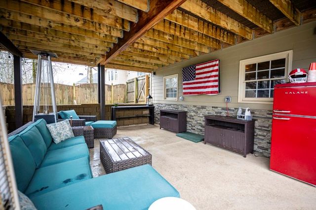 2895 Ivy Brook Lane, Buford, GA 30519