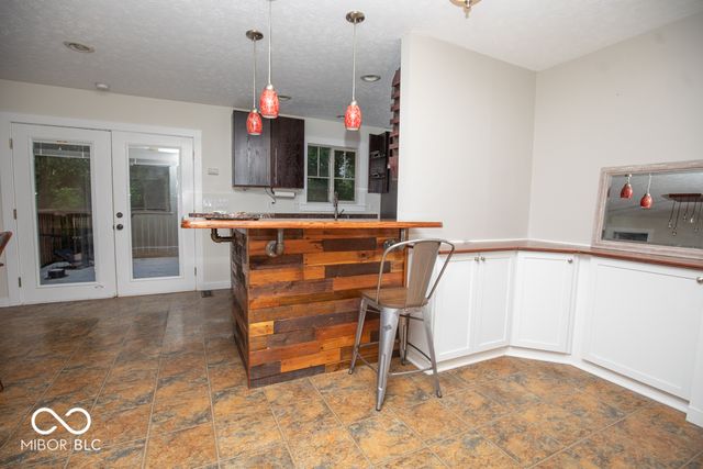 4023 Cedar Hills South Drive, Greenwood, IN 46143