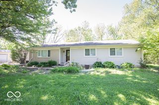 4023 Cedar Hills South Drive, Greenwood, IN 46143