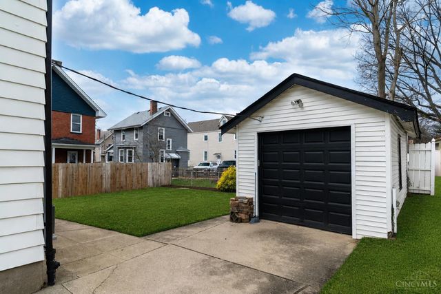 4211 Smith Road, Norwood, OH 45212
