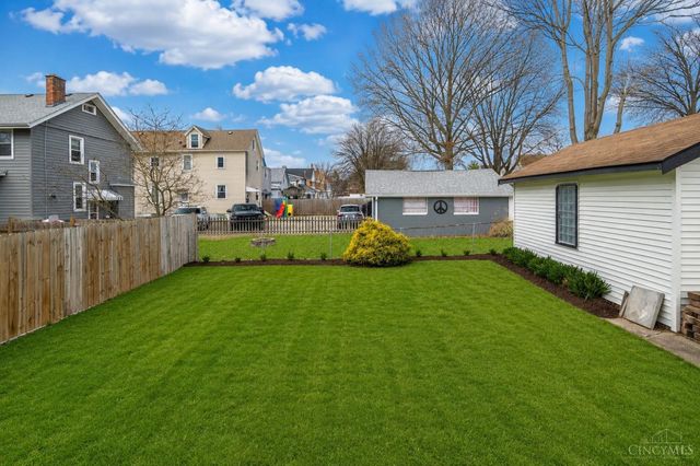 4211 Smith Road, Norwood, OH 45212