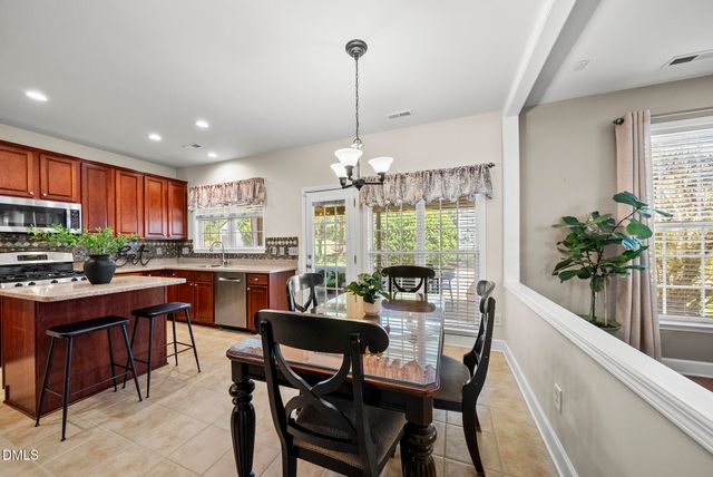 602 Shale Gray Court, Cary, NC 27519