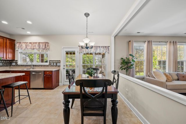 602 Shale Gray Court, Cary, NC 27519