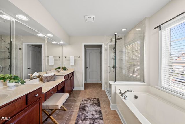 602 Shale Gray Court, Cary, NC 27519