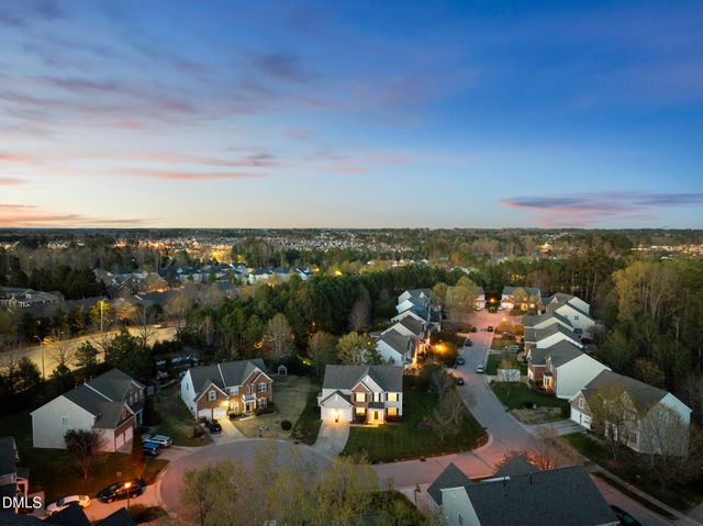 602 Shale Gray Court, Cary, NC 27519