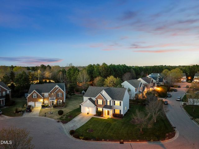 602 Shale Gray Court, Cary, NC 27519