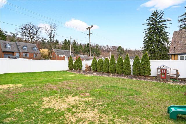 1464 Maple, Penn Hills, PA 15147
