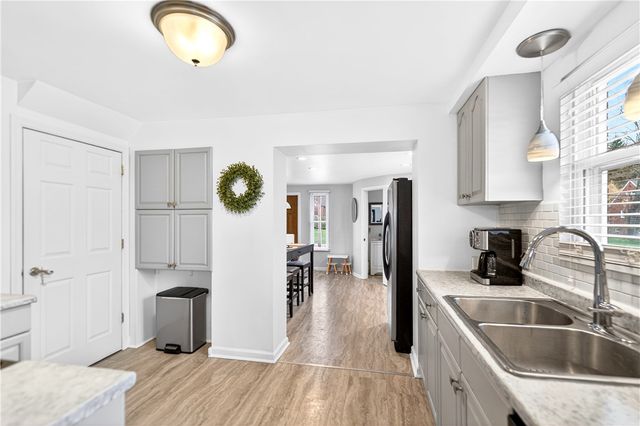 1464 Maple, Penn Hills, PA 15147