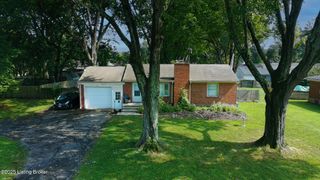 10003 3rd Street Rd, Louisville, KY 40272