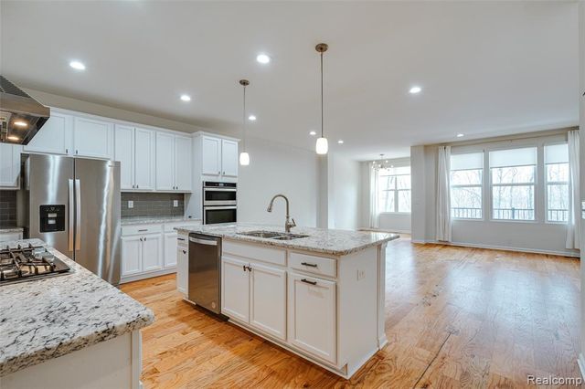 43635 Chancellor Lane, Novi, MI 48375