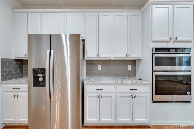 43635 Chancellor Lane, Novi, MI 48375