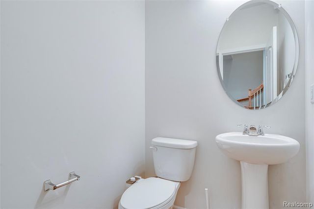 43635 Chancellor Lane, Novi, MI 48375