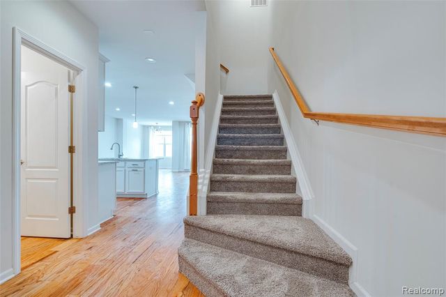 43635 Chancellor Lane, Novi, MI 48375