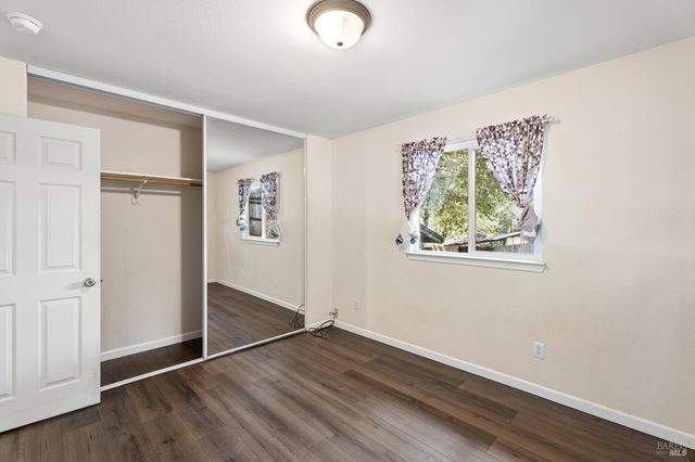 25088 Goose Cir, Willits, CA 95490