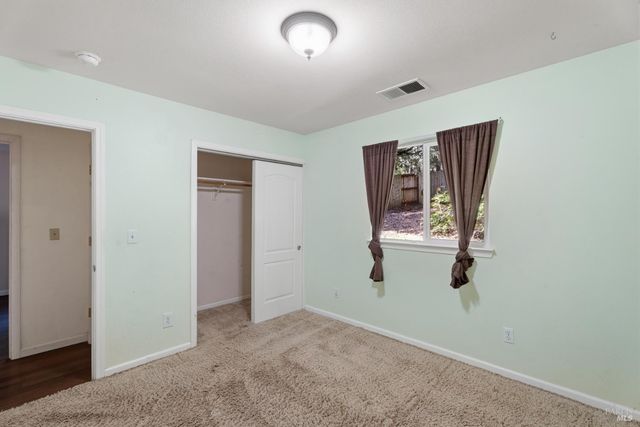 25088 Goose Cir, Willits, CA 95490