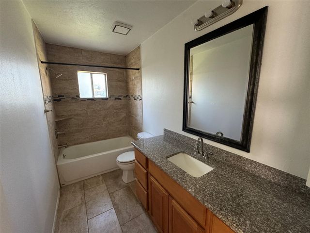 7430 Lobera Drive, Houston, TX 77083